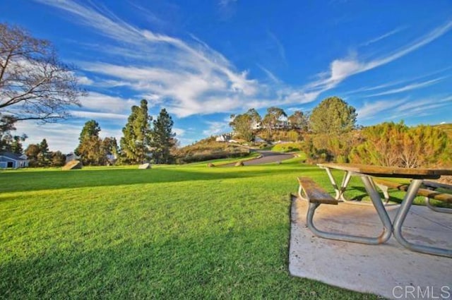 11033 Scripps Ranch Blvd, San Diego, CA 92131 - view of grassy yard