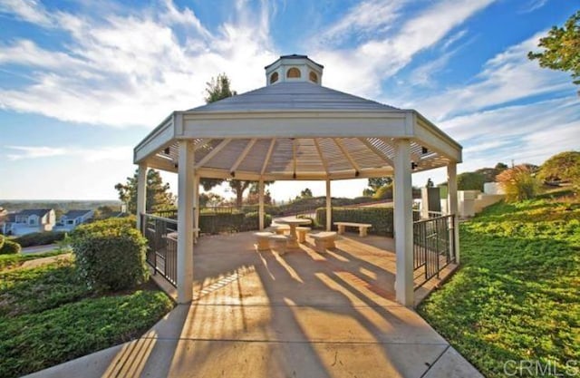 11033 Scripps Ranch Blvd, San Diego, CA 92131 - surrounding community featuring a gazebo