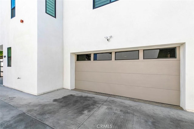 9124 N Nilo Ln, Panorama City, CA 91402 - view of garage