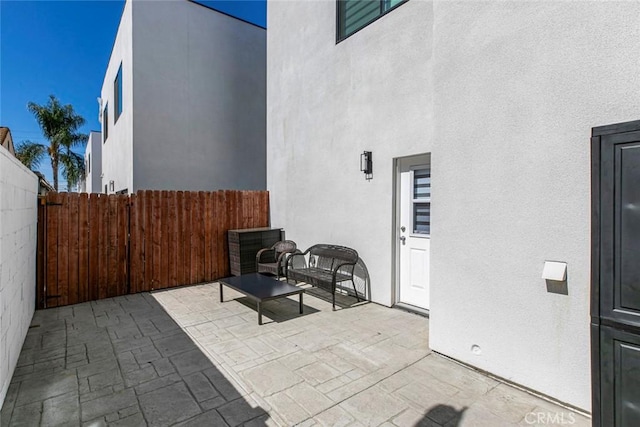 9124 N Nilo Ln, Panorama City, CA 91402 - view of patio / terrace