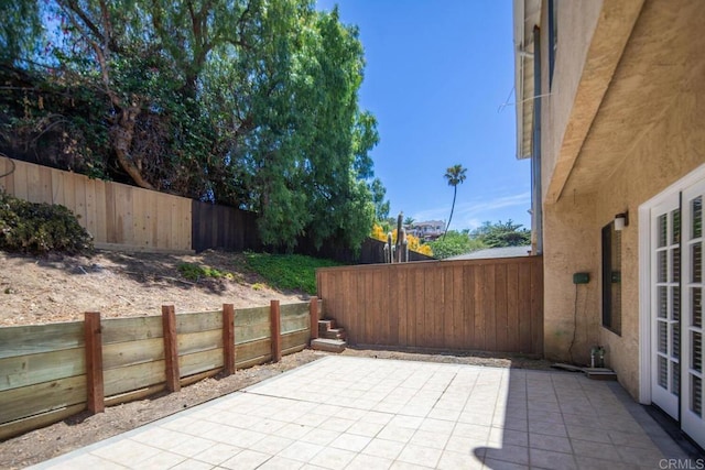 3531 Columbia St, San Diego, CA 92103 - fenced backyard with a patio area