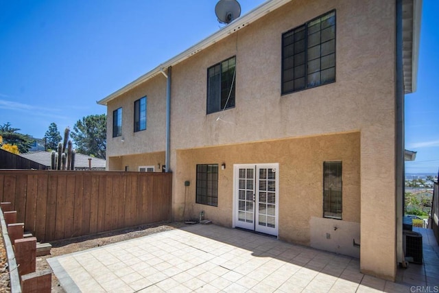 3531 Columbia St, San Diego, CA 92103 - back of house featuring a patio area and stucco siding