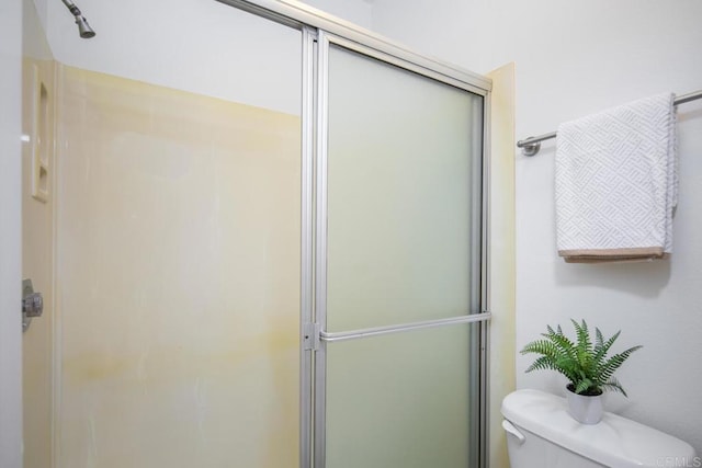 3531 Columbia St, San Diego, CA 92103 - bathroom featuring an enclosed shower