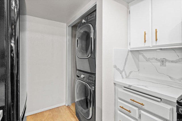 13292 Salmon River Rd Unit 204, San Diego, CA 92129 - laundry room with stacked washer and clothes dryer