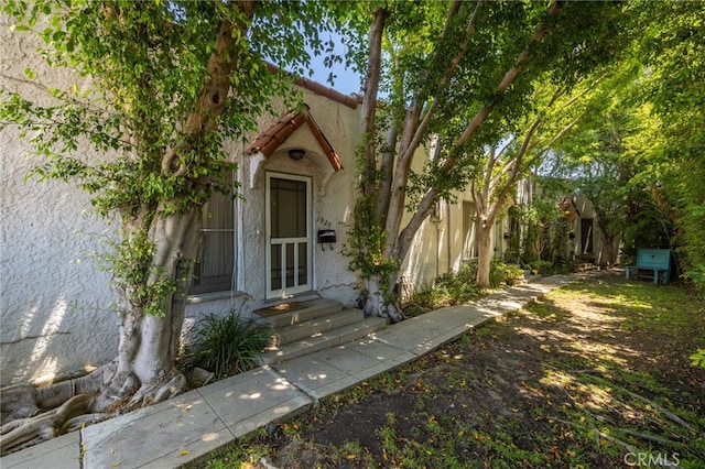 1928 Rosalia Rd, Los Angeles, CA 90027 - view of front of property with stucco siding