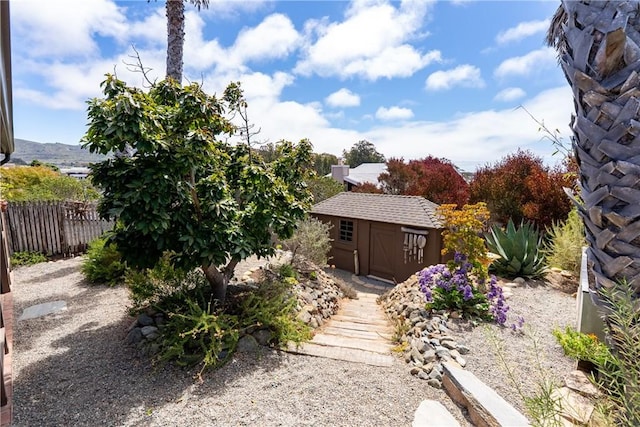1521 5th St, Los Osos, CA 93402 - view of yard featuring a storage shed