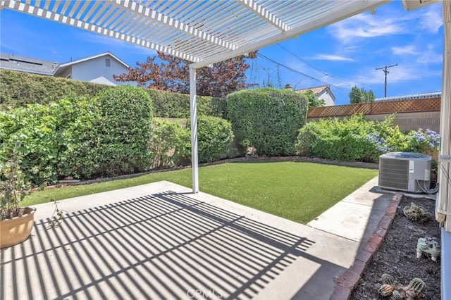 6721 E Coralite St, Long Beach, CA 90808 - fenced backyard with a patio area and a pergola