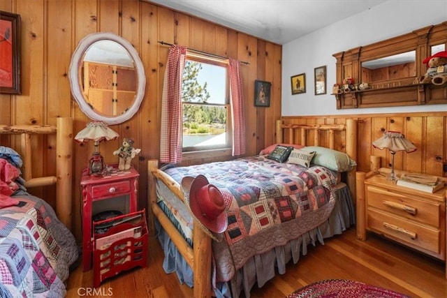 115 Lagunita Ln, Big Bear Lake, CA 92315 - bedroom with wood finished floors and wooden walls