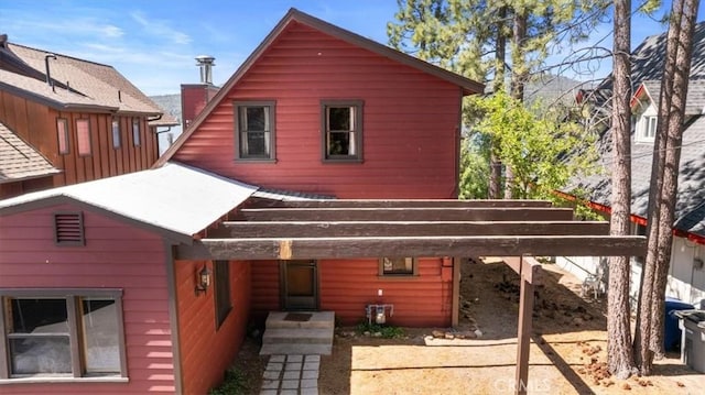 115 Lagunita Ln, Big Bear Lake, CA 92315 - rear view of property