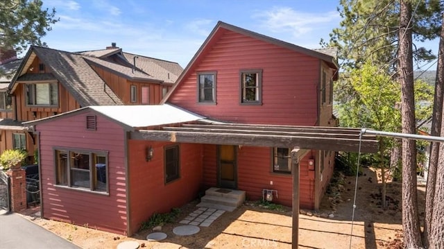 115 Lagunita Ln, Big Bear Lake, CA 92315 - rear view of property