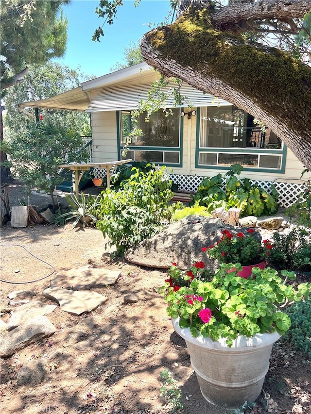 38150 Sumac Ln, Squaw Valley, CA 93675 - rear view of property