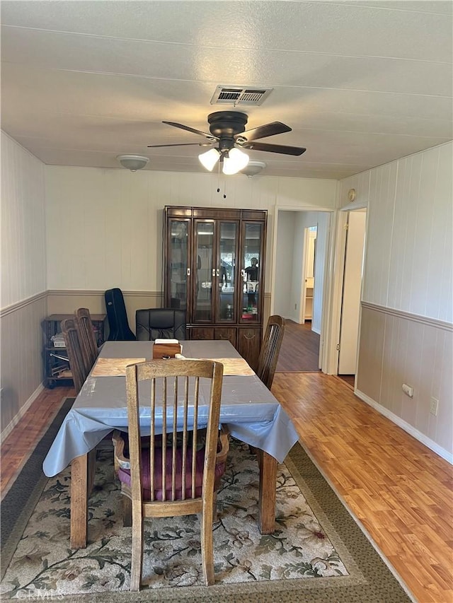 38150 Sumac Ln, Squaw Valley, CA 93675 - dining room with wood finished floors and a ceiling fan