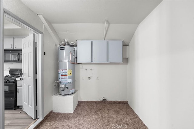 37632 15th St E, Palmdale, CA 93550 - utility room with strapped water heater