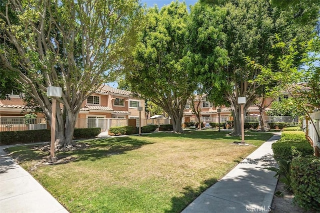 12152 Napoli Dr, Cerritos, CA 90703 - view of property's community