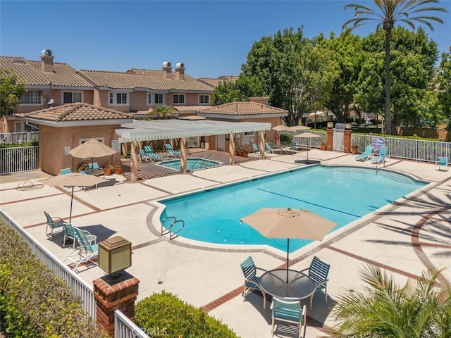 12152 Napoli Dr, Cerritos, CA 90703 - community pool with a patio