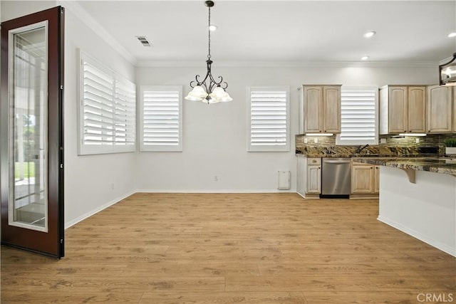 1740 Las Colinas Rd, Beaumont, CA 92223 - kitchen featuring light brown cabinets, dishwasher, ornamental molding, a chandelier, and light wood-style floors