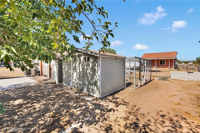 10000 8th Ave, Hesperia, CA 92345 - view of outbuilding