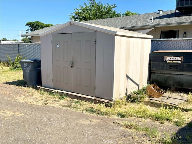 1325 Norton Ave, Dos Palos, CA 93620 - view of shed