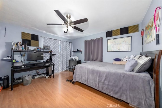 795 E 42nd Pl, Los Angeles, CA 90011 - bedroom featuring wood finished floors and ceiling fan