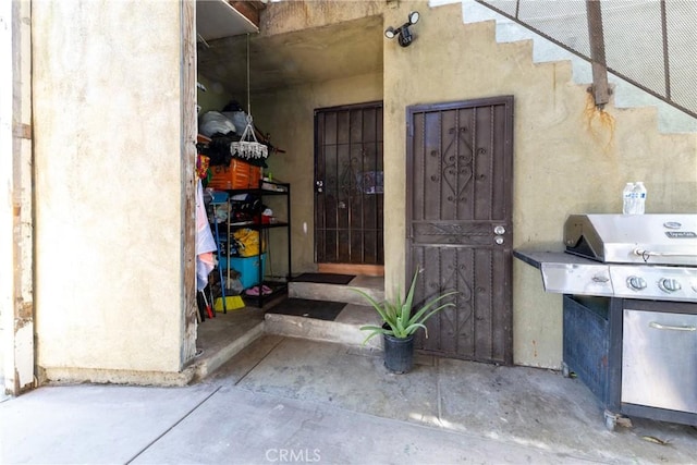 795 E 42nd Pl, Los Angeles, CA 90011 - property entrance featuring stucco siding