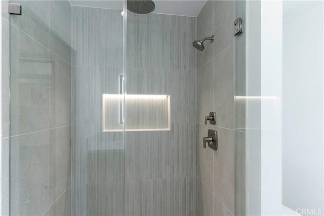 22608 Crespi St, Woodland Hills, CA 91364 - full bathroom featuring a shower stall