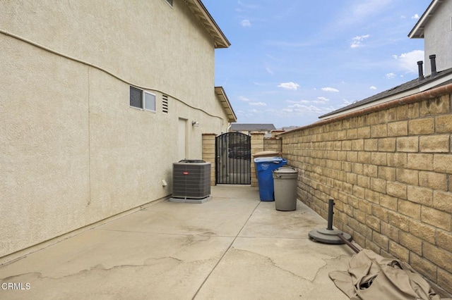 1531 Daphne Ave, Ventura, CA 93004 - view of patio / terrace featuring a gate