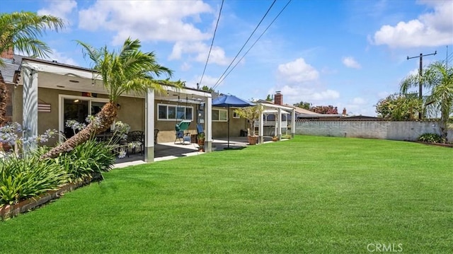1052 Golden Rain St, Upland, CA 91786 - fenced yard with a patio