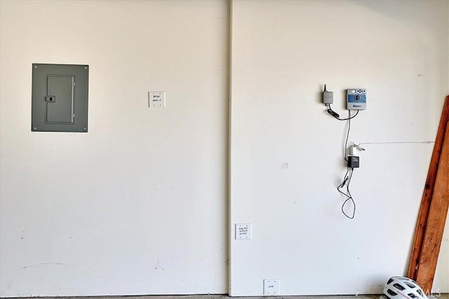 5516 Sunhaven St, Marysville, CA 95901 - detailed view of electric panel