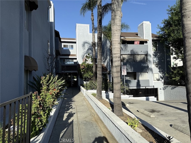 7640 Oso Ave Unit 316, Winnetka, CA 91306 - exterior space