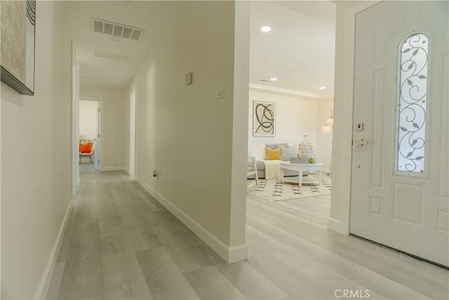722 W Cully Dr, Orange, CA 92865 - entryway featuring light wood-type flooring and recessed lighting