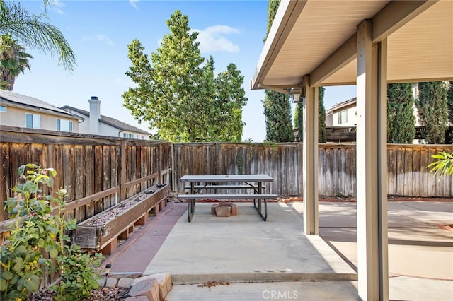 31241 Casera Ct, Menifee, CA 92584 - fenced backyard with a patio