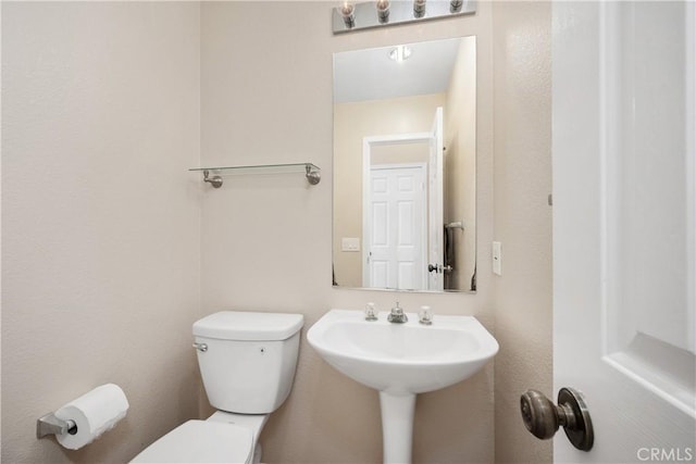 42730 Settlers Rdg, Murrieta, CA 92562 - half bath with toilet