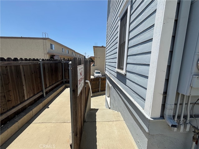6233 Haviland Ave, Whittier, CA 90601 - view of patio / terrace