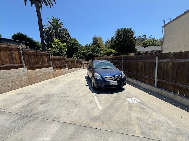 6233 Haviland Ave, Whittier, CA 90601 - view of uncovered parking lot