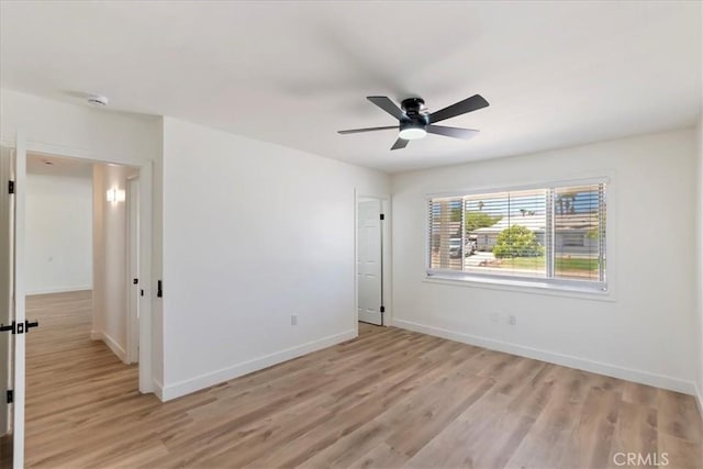 43000 Connecticut St, Palm Desert, CA 92211 - unfurnished room featuring light wood-type flooring, ceiling fan, and a smoke detector