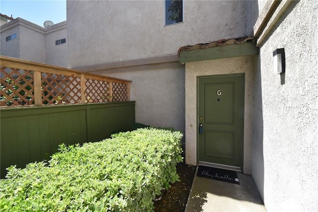 10246 Chaparral Way Unit G, Rancho Cucamonga, CA 91730 - property entrance featuring stucco siding