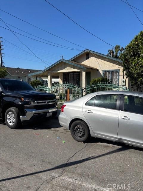 711 N Crane Ave, Compton, CA 90221 - view of home's exterior