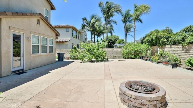2056 Mission Hills Dr, Oxnard, CA 93036 - fenced backyard with an outdoor fire pit and a patio