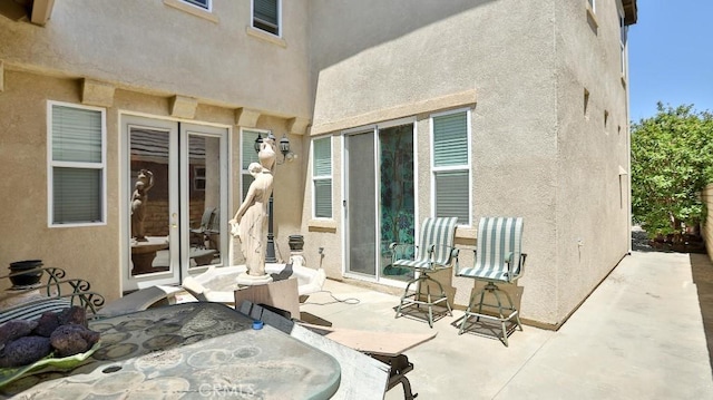 2056 Mission Hills Dr, Oxnard, CA 93036 - view of patio