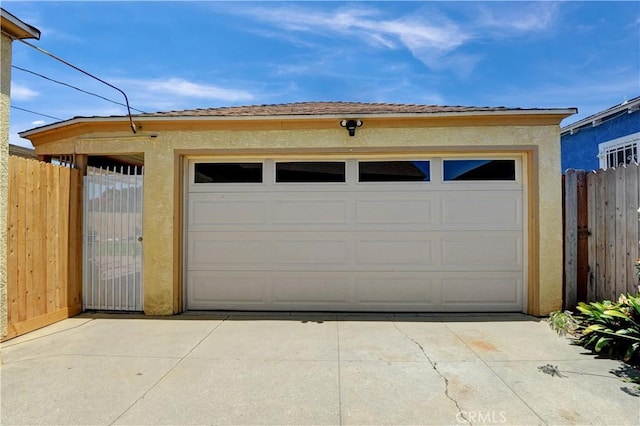 12108 Muriel Dr, Lynwood, CA 90262 - view of garage