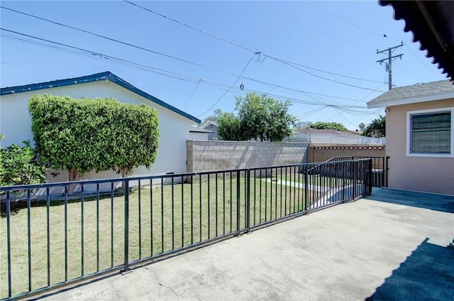 12517 Walcroft St, Lakewood, CA 90715 - view of patio