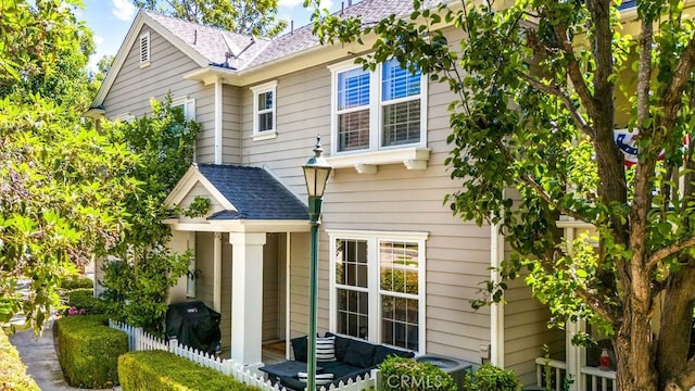 5 Duxbury St, Ladera Ranch, CA 92694 - rear view of house with a shingled roof
