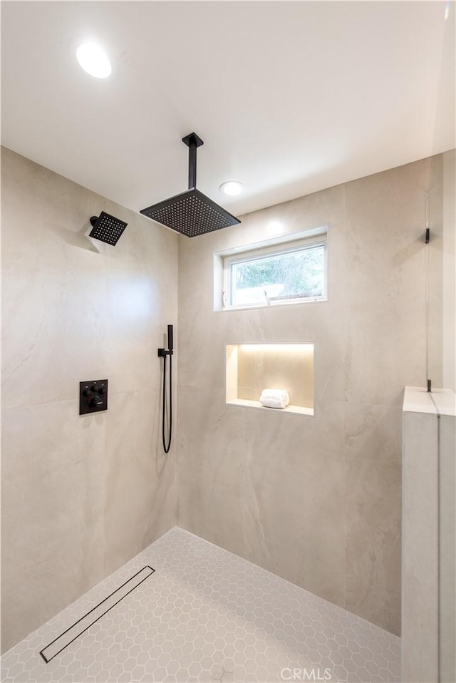 19281 Sierra Inez Rd, Irvine, CA 92603 - bathroom featuring tiled shower