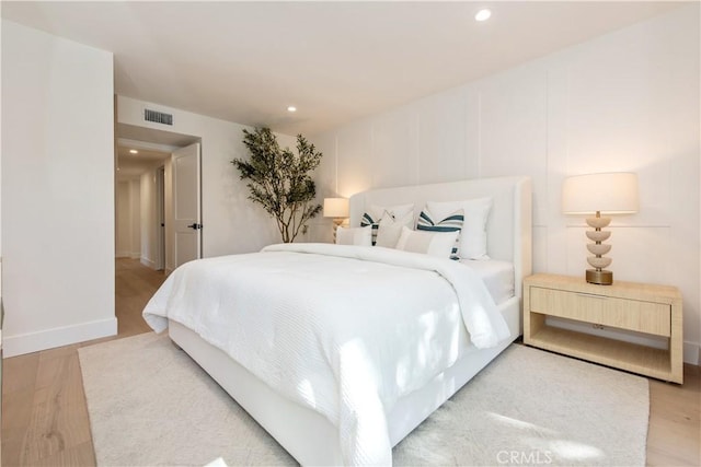 19281 Sierra Inez Rd, Irvine, CA 92603 - bedroom featuring light wood-style flooring and recessed lighting