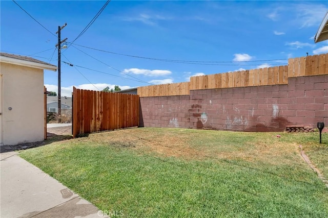 1269 W 1st St, San Pedro, CA 90732 - view of yard