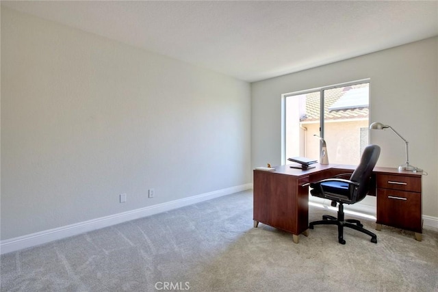 32197 Callesito Fadrique, Temecula, CA 92592 - office space with light carpet and baseboards