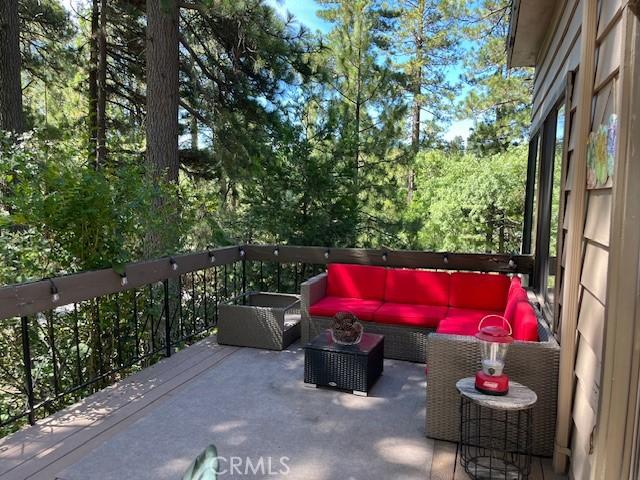 27821 Peninsula Dr, Lake Arrowhead, CA 92352 - view of patio / terrace with an outdoor living space