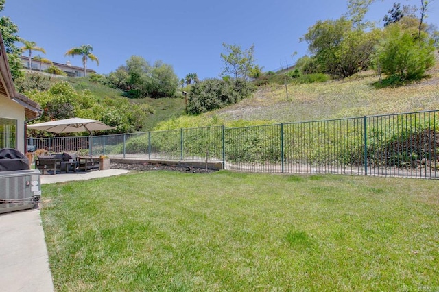 888 Arvita Ct, Oceanside, CA 92057 - view of yard with an outdoor living space and a patio area