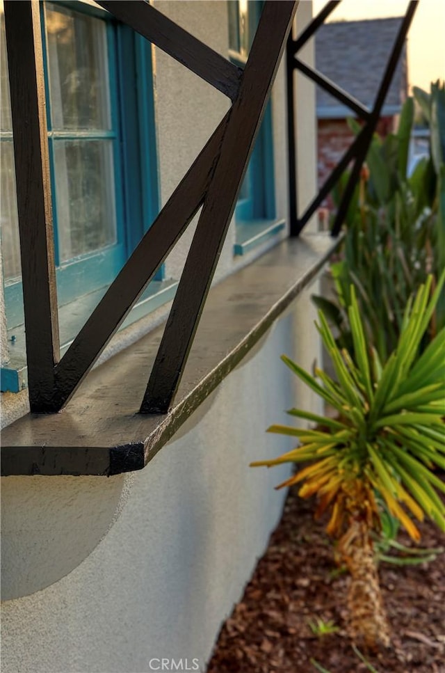 8220 Owens St, Sunland, CA 91040 - exterior view of stucco siding and stairway