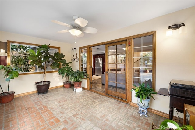 981 Deep Springs Dr, Claremont, CA 91711 - interior space